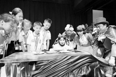 全新原创科普话剧《奇奇森林怪怪事》公演