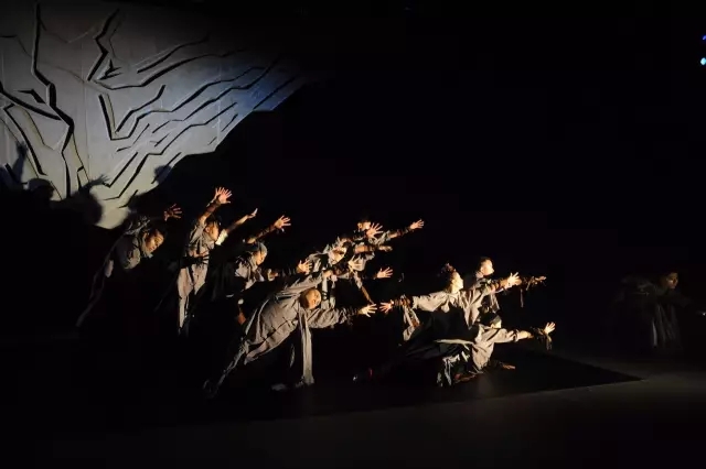 话剧《罗刹国》参加&ldquo;喜迎十九大•纪念中国话剧诞辰110周年全国话剧优秀剧目展演