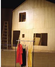 话剧《命运建筑师之远大前程》上演