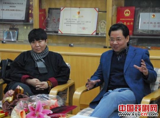 田沁鑫为话剧《风华绝代》赴天津挑演员