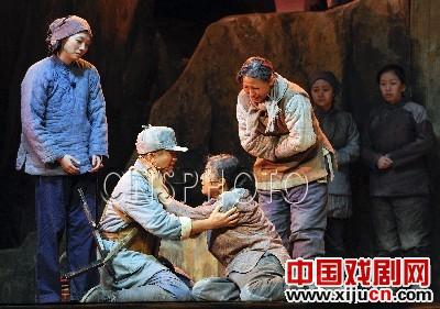 话剧《战斗里成长》北京预演