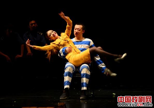 话剧《一个无政府主义者的意外死亡》