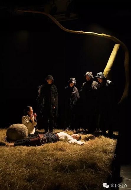 秘鲁艺术家倾情打造中国话剧