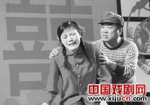 话剧《伤痕》上演