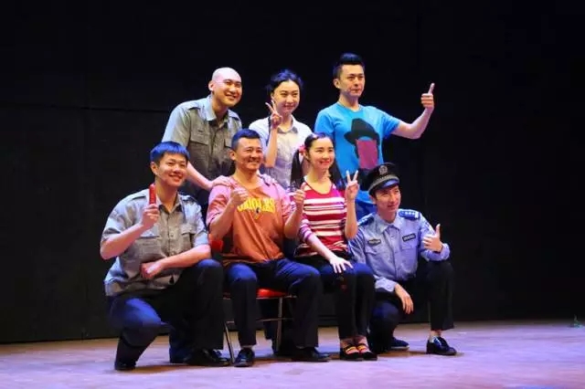 话剧《向上走，向下走》赴湖南、湖北 进行&ldquo;文化迎春、艺术为民&rdquo;慰问演出