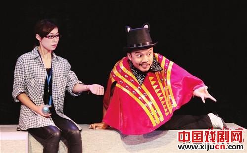 本土话剧《疯狂解压房》更&ldquo;接地气儿&rdquo;