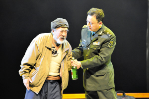 话剧《我用生命守护你》泪催京城