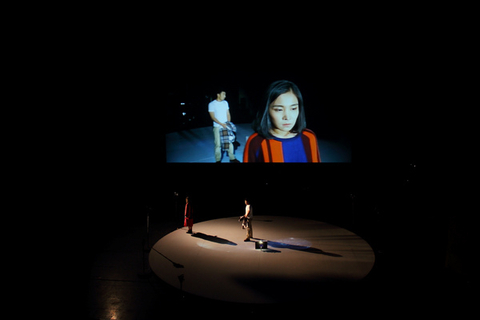 话剧《平行宇宙爱情演绎法》