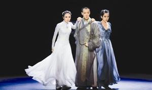 话剧《青蛇》香港首演