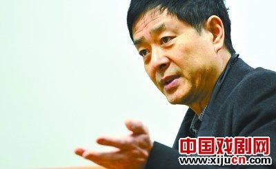 濮存昕只走话剧路 不东张西望