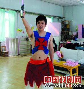 伊洋加盟话剧形象大变样