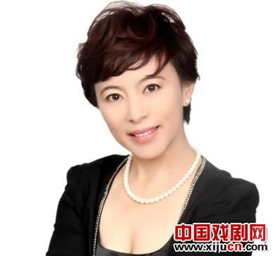 张嘉允首演话剧《临时居所》