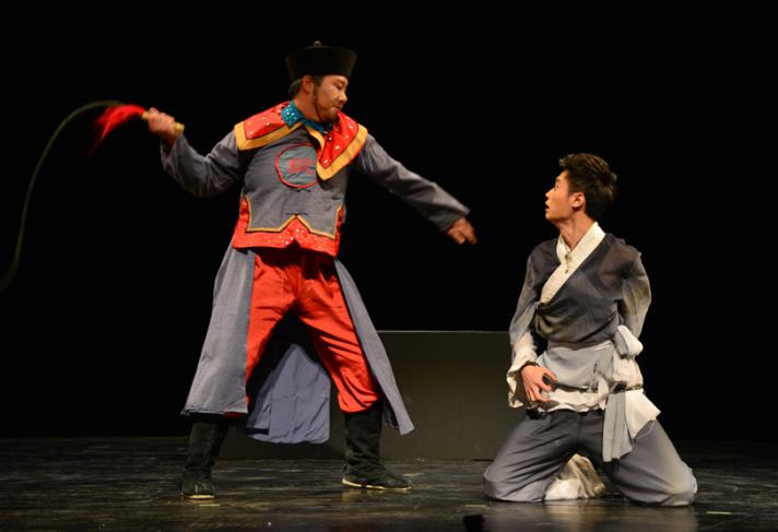 反腐话剧《大宅门的丫鬟》亮相甘肃大剧院