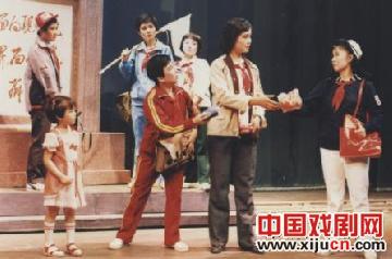 《和月亮交谈的六个晚上》