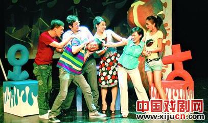 青岛话剧受白领热捧