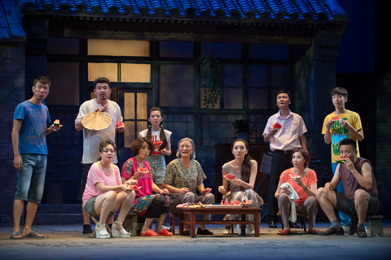 话剧《枣树》看哭外国人