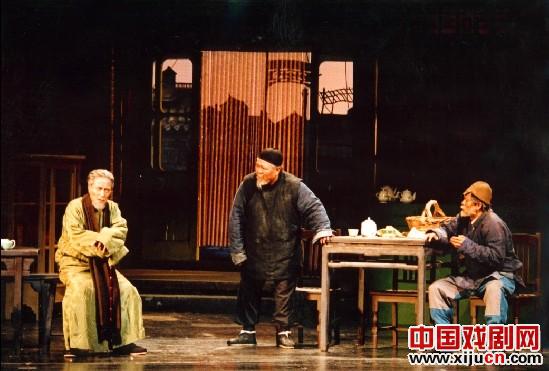 濮存昕领衔话剧《茶馆》首次来青&ldquo;一票难求&rdquo;