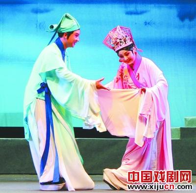 黄梅戏《梁祝》&ldquo;青春逼人&rdquo;
