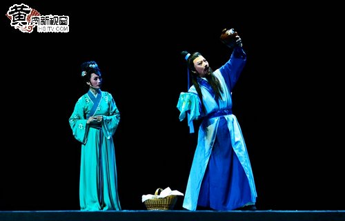 张辉领衔黄梅戏《活字毕昇》亮相艺术节