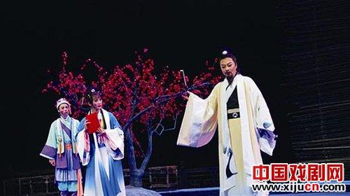 第八届黄梅戏艺术节开幕欲送万张戏票