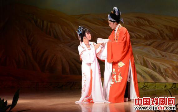 第一届西安越剧黄梅戏戏迷票友演唱会圆满结束！