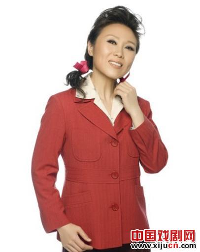 吴琼凭借新编黄梅戏《严凤英》获 &ldquo;白玉兰&rdquo;奖