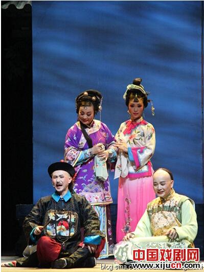 夏圆圆挑大梁 众&ldquo;月&rdquo;捧&ldquo;星&rdquo;《六尺巷》