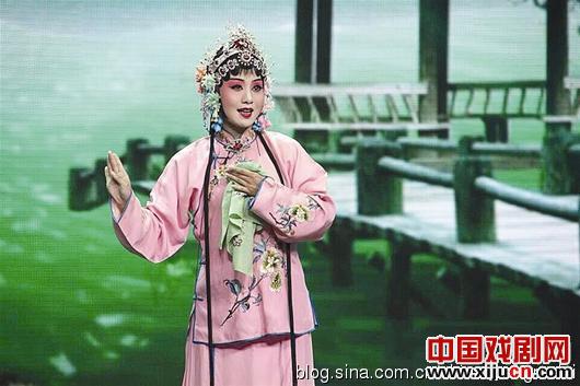 黄梅园丁王丽华 《寻找七仙女》里的一匹&ldquo;黑马&rdquo;