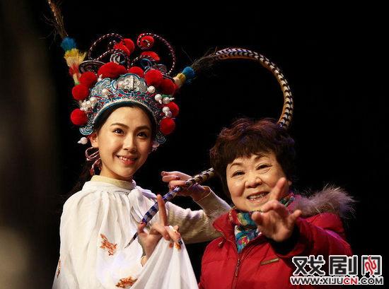 &ldquo;黄梅新星&rdquo;陆媜婷夺得华姐内地赛区桂冠 被赞&ldquo;小张柏芝&rdquo;