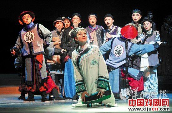 黄梅戏舞台剧《徽州往事》广州获好评