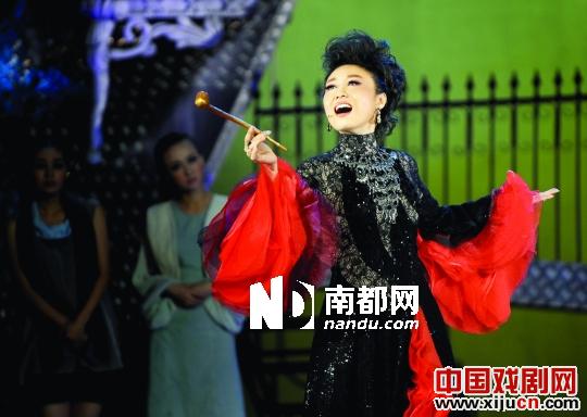 吴琼：要以《贵妇还乡》推动黄梅戏音乐剧化