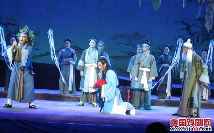 黄梅戏《李时珍》震撼上演