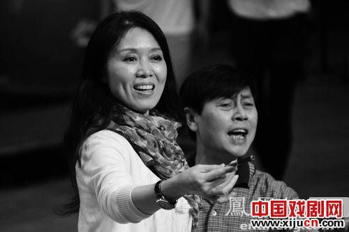 吴琼力推黄梅改革、黄新德力保黄梅本体