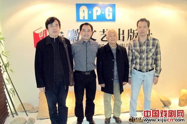 黄梅戏音乐大师时白林应邀考察安徽文艺出版社