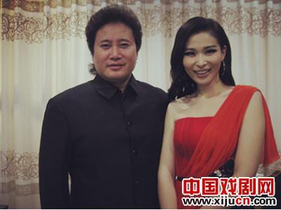 曹芙嘉、戴玉强合作反串黄梅戏《小辞店》选段