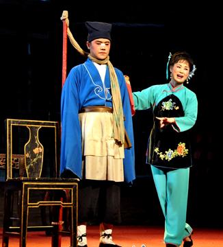 安庆&ldquo;黄梅戏&rdquo;之乡赏大戏