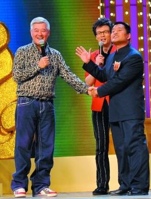 因为模仿赵本山，房子车子都有了