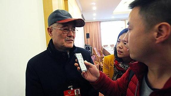 赵本山回应负面报道：挨骂很正常 对自己也是提醒