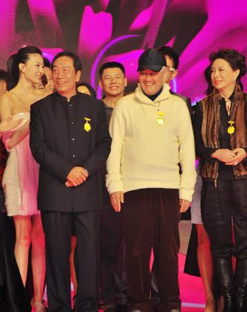 &ldquo;群英盛典&rdquo;赵本山获评&ldquo;突出贡献人物&rdquo;