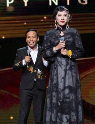 宋小宝昔日丑男如今成人生大赢家