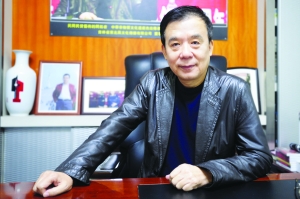 马普安：传承二人转艺术 创新艺术形式