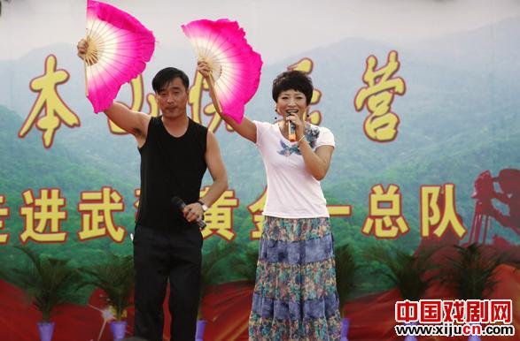 &ldquo;本山传媒公司&rdquo;演员到武警总对慰问演出