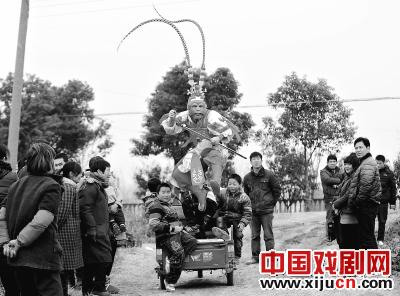 荆州版&ldquo;美猴王&rdquo;敢于pk赵本山