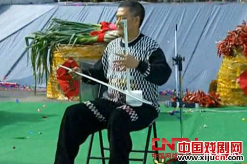 《乡村大世界》将播出东北二人转集锦