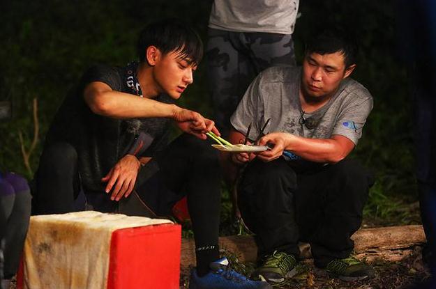 《我们的法则》小沈阳黄子韬&ldquo;叔侄情深&rdquo;