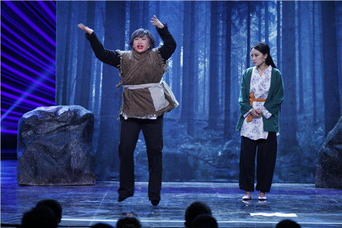 《欢乐喜剧人》贾玲抹红唇穿粗布衫 跳&ldquo;天气舞&rdquo;赢小沈阳