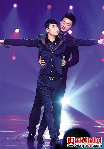 《我为歌狂》总决赛小沈阳&ldquo;都教授&rdquo;附体
