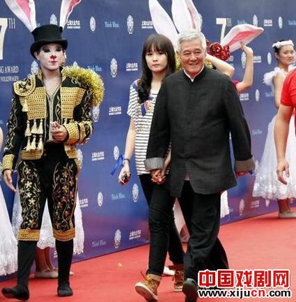 赵本山携爱女亮相华鼎奖