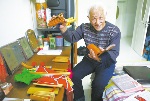 国家级非物质文化二人转项目传承人王忠堂