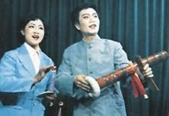 沔阳渔鼓皮影艺人龚本槐